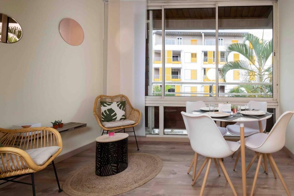 Ecrin D'Or T2 Duplex Sainte Clotilde 2 Etoiles Apartman Kültér fotó